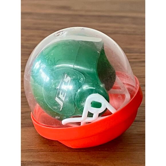 Vintage NFL Mini Gumball Vending Machine New York Jets Plastic Football Helmet - Picture 1 of 12
